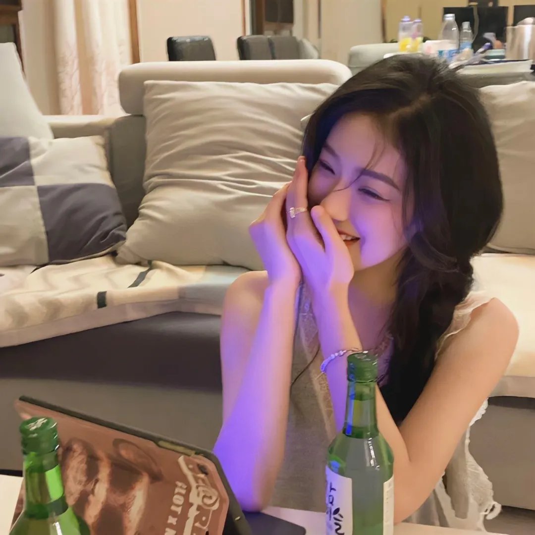 飘扬，共和国的旗帜